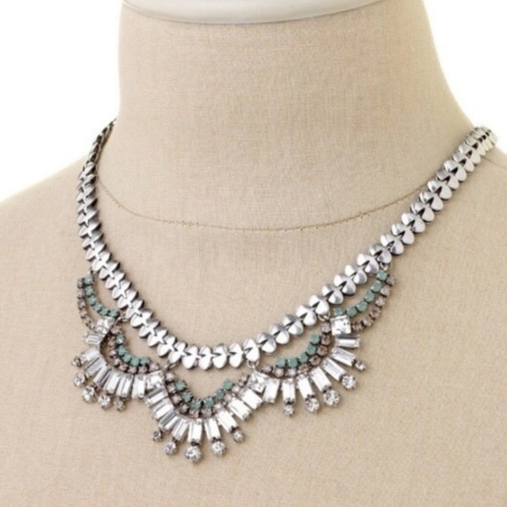 Stella & Dot | Vintage Belle Crystal + Silver Jeweled Necklace - Picture 5 of 9